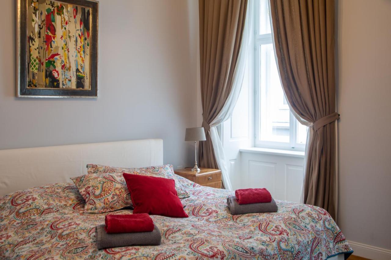 Stilvolles In Zentraler Lage Appartement