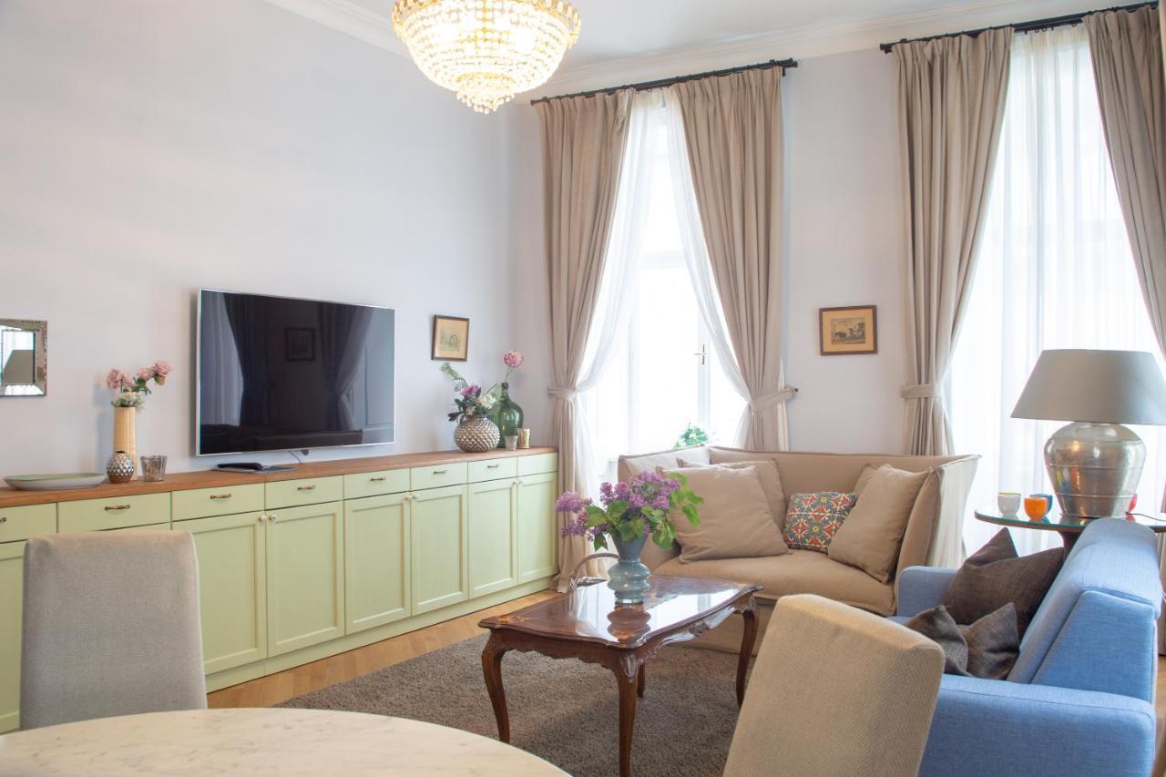 Stilvolles In Zentraler Lage Appartement